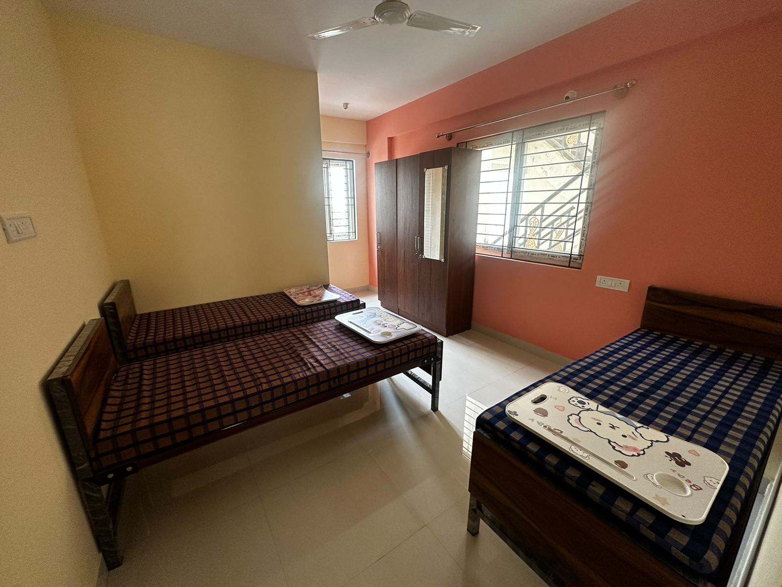 pg in bangalore, paying guest in bangalore, pgs in bangalore, pg near bangalore, luxury pg in bangalore, luxury pgs in bangalore, best pg in bangalore, executive pg in bangalore, posh pg in bangalore, mens pg in bangalore